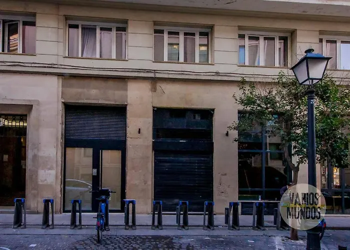Nuevo y Céntrico Apt 7px en plena Plaza del Carmen E2
